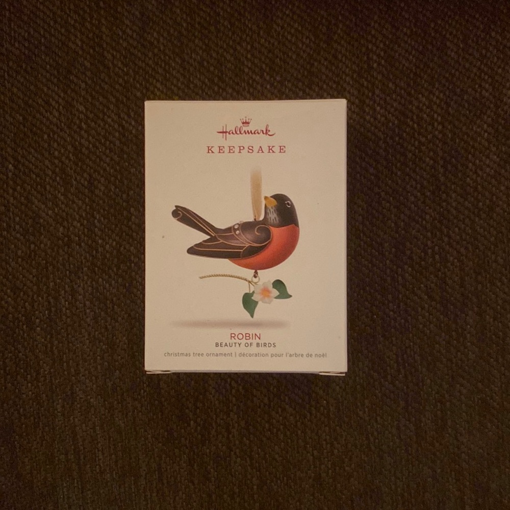 Robin 2018 Hallmark Keepsake Ornament